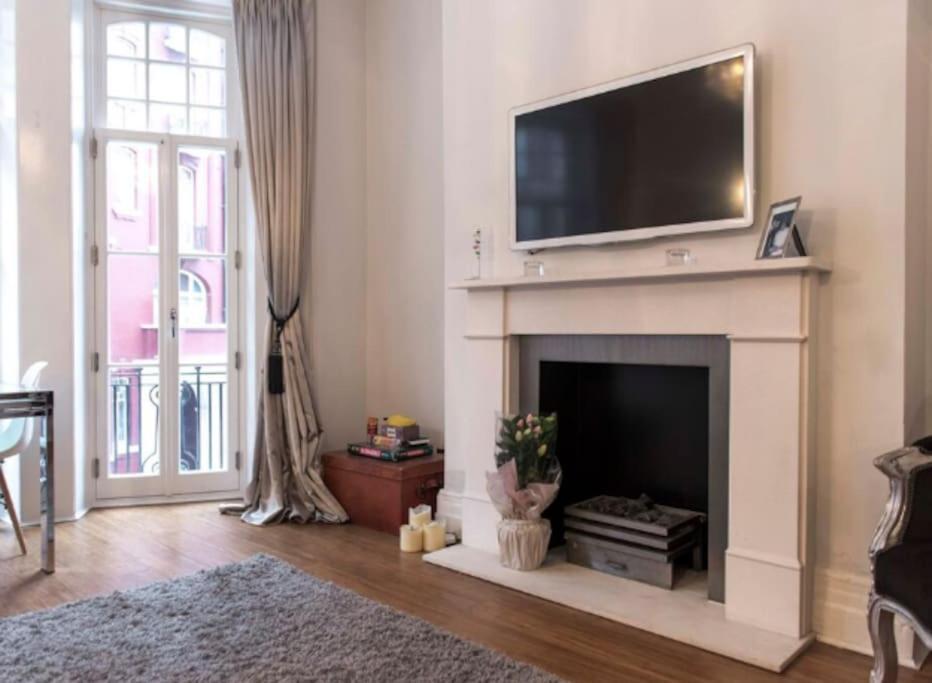 Elegant Bright Central London Flat - Sleeps 5 ภายนอก รูปภาพ